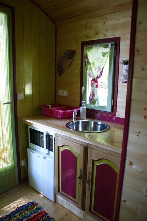 Chambre D'Hote Moulin De L'Aumonier Beaulieu-lès-Loches Habitación foto